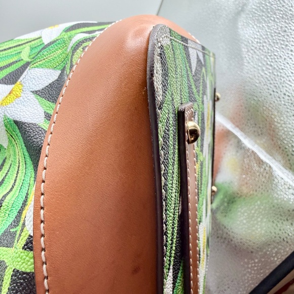 EUC Dooney & Bourke Daffodil Floral Drawstring Bucket Bag Coated Canvas - Picture 6 of 12